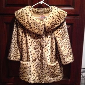 JC faux fur coat - ladies medium - only worn ONCE!