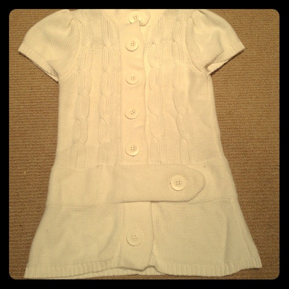 SOLD! Sweater top - Picture 1 of 2