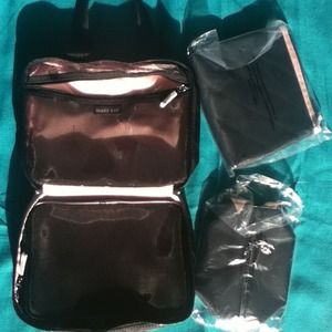 💢SOLD💢 🌺Darling Mary Kay make-up bags!🌺