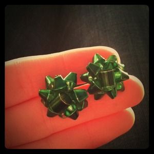 Cute Christmas bow earrings