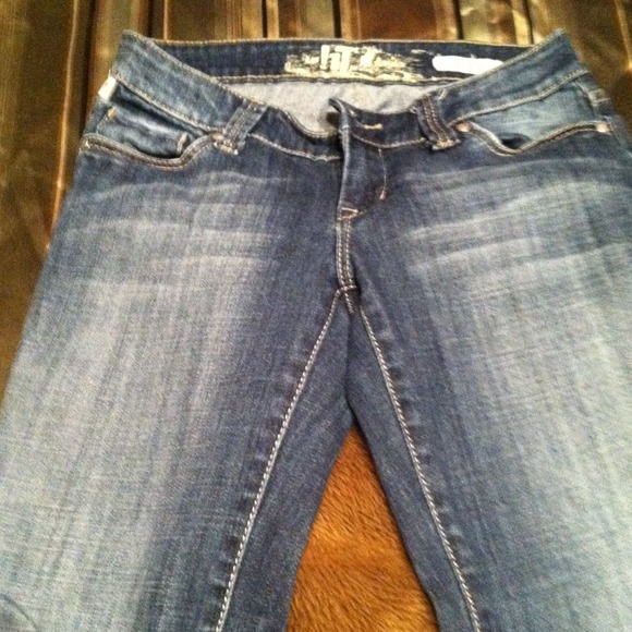 It jeans