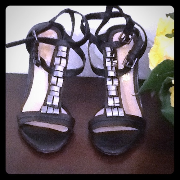 🚨Reserve for leahie🚨Pre own LAMB wedges