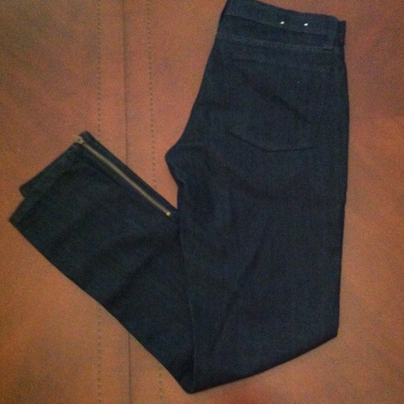 🔴SOLD IN BUNDLE🔴Banana Republic jegging skinny's - Picture 2 of 3
