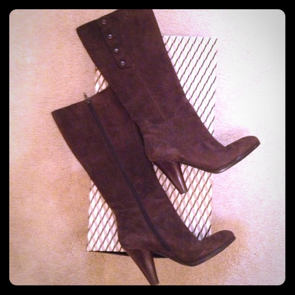 SOLD Victor Alfaro Brown Suede Boots