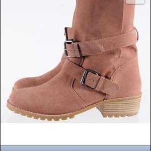 Reserved!! Pink suede DV by Dolce Vita booties