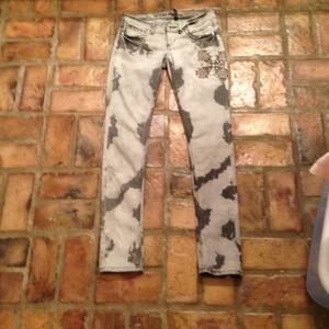 Guess foxy skinny jeans size 26