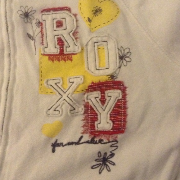 Very comfortable Roxy zip-up hoodie! - Picture 2 of 3