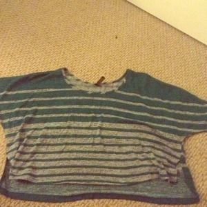 Comfortable full tilt shirt from Tillys.