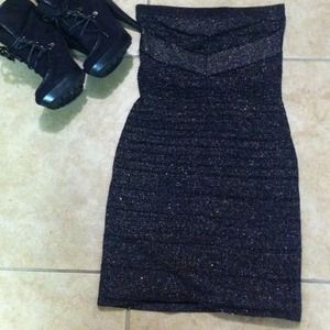 2b bebe Dresses & Skirts - 2b Bebe Black w/Gold Shimmer Tube Dress 2b bebe Dresses & Skirts - 2b Bebe Black w/Gold Shimmer Tube Dress