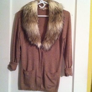Loft sweater with fur collar