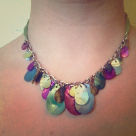Colorful seashell necklace!🌺🌺