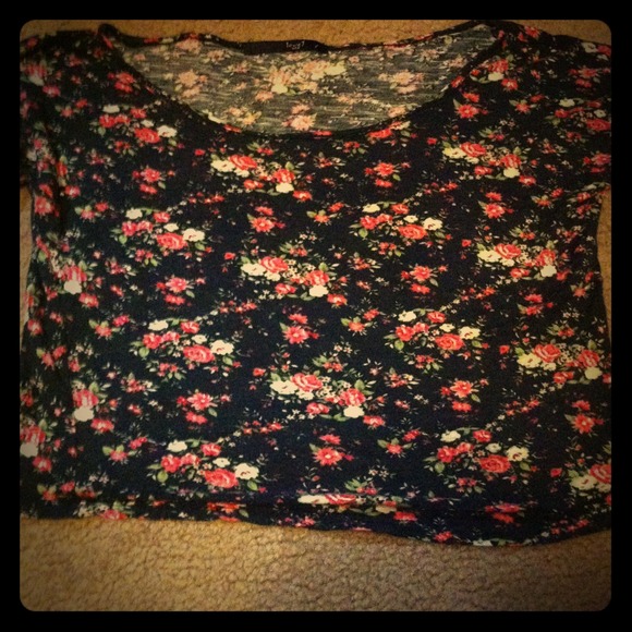 Vintage Flower Print Shoulder Top