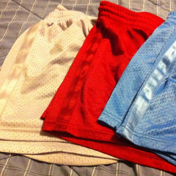 💗Traded💗Bundle of woman's basketball shorts!!