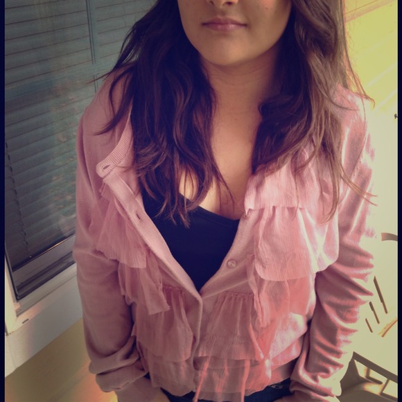 Sweaters - Pink cardigan