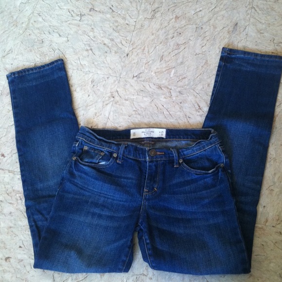 💢Trade Abercrombie Skinny Jeans Size 0(fits 1&2)