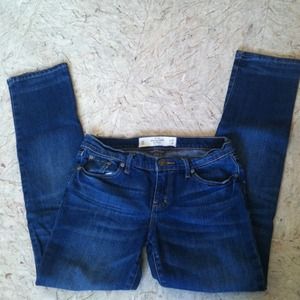 💢Trade Abercrombie Skinny Jeans Size 0(fits 1&2)