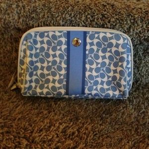 😃SOLD😀Brand new. Coach cosmetic bag
