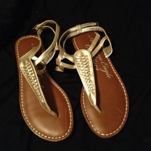 American Eagle Sandals
