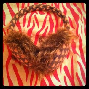 🚫Traded🚫Fuzzy ear muffs