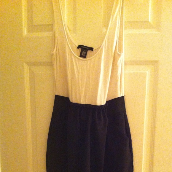 Arden b black and white dress