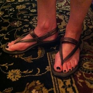 🌟Clark's cute bronze sandal 😃