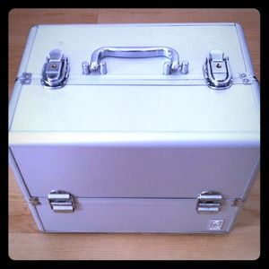 Caboodles train case -reserved for pandalover