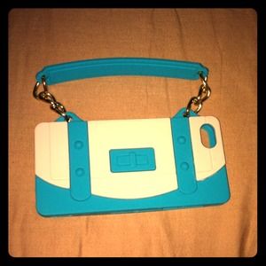 Cute blue iPhone 5 gel chain case