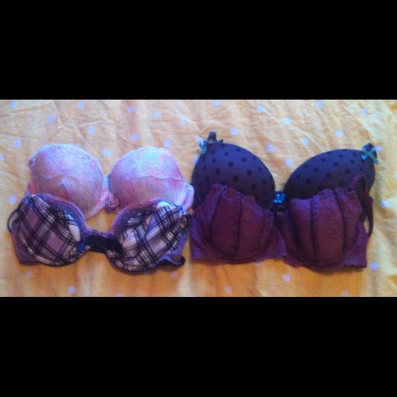 Accessories - 💕💕Sold💕💕Bundle of 4 bras. 34B