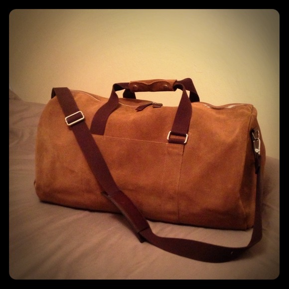banana republic duffle bag