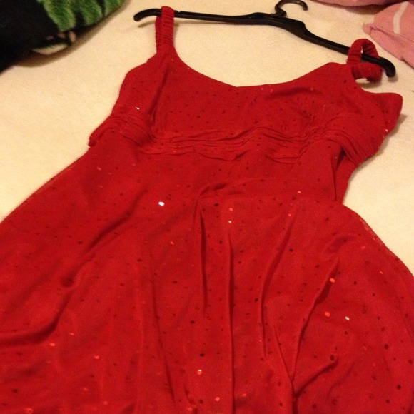 Beautiful dress NWOT