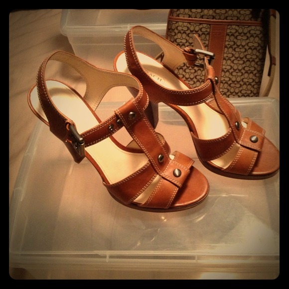 Reduced Tan coach heels