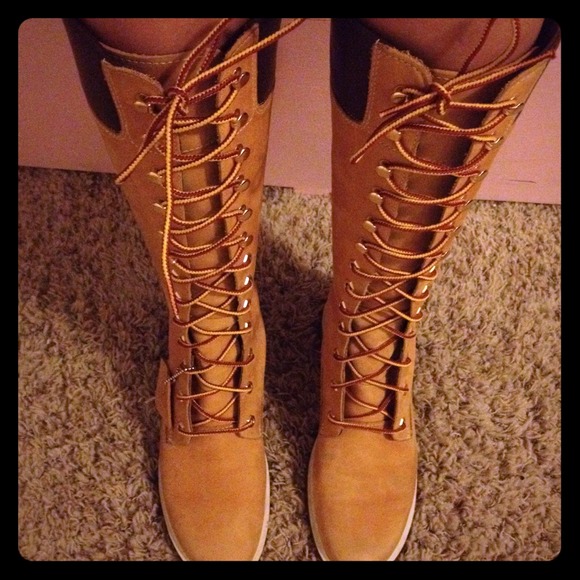 ***SOLD***Women's tall timberland boots
