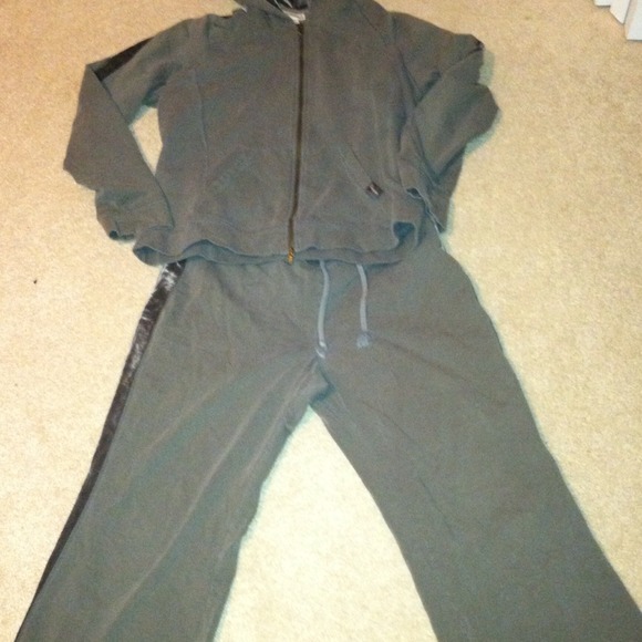 Express lounge outfit