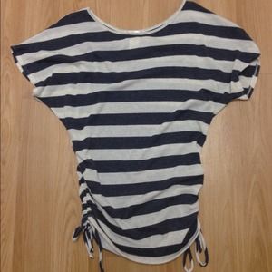 Striped tie side shirt.