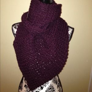 BUNDLE OLD CUFF /TRIANGULAR INFINITY SCARF