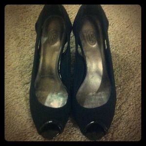 Joan and David Black 2 1/2 heels. Size 6