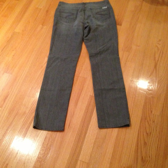 NWOTs Grey Seven7 Jeans - Picture 1 of 3
