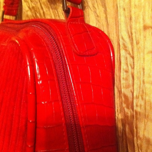 Small redwine courdoroy purse with bow zippertop - Picture 2 of 3