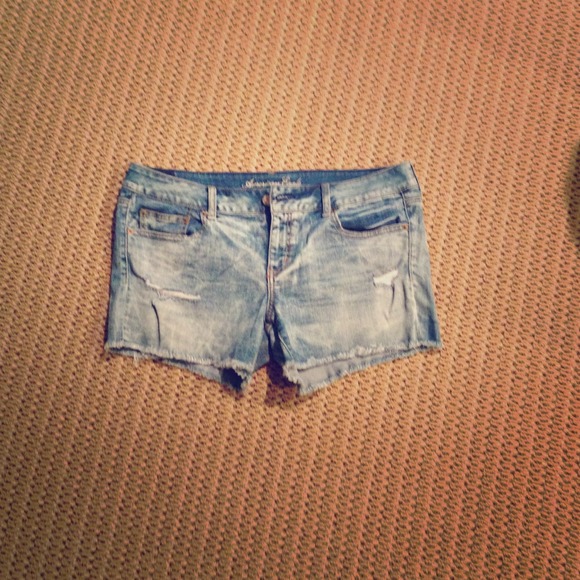 SOLD: AE Shorts