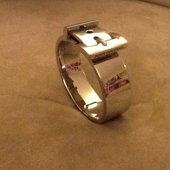 Juicy Couture Accessories - 💄🎀💎💍Buckle Bangle from Juicy Conture:)🌺🌻🌞🌝