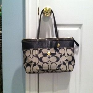 Coach Tote.
