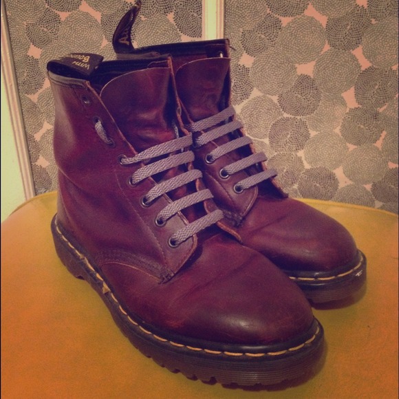Original Dr. Martin boots - oxblood color leather