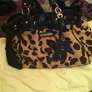 JUST REDUCE. Leopard print juicy couture handbag