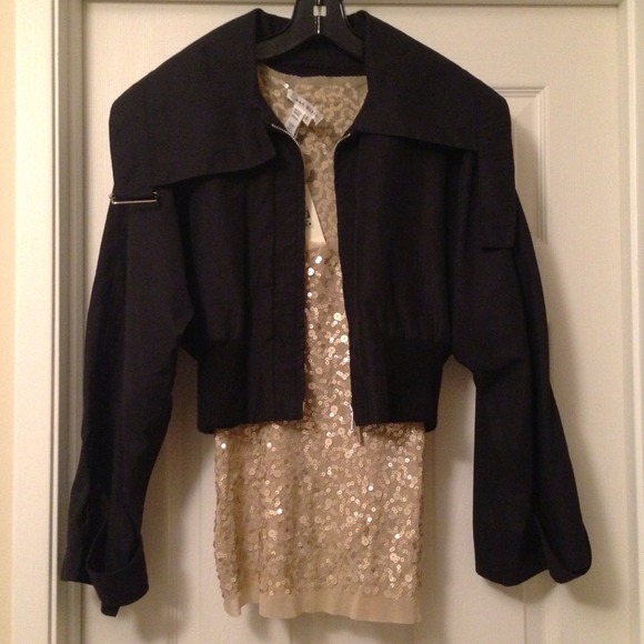 BCBG MaxAzria cropped kimono jacket