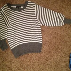 Mid arm sweater
