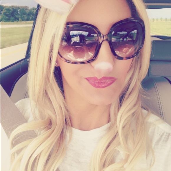 Instagram @JessicaAnnR Twitter @JessicasSparkle - Picture 3 of 6