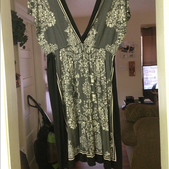 Fultilt Sundress with low v neck in front and back