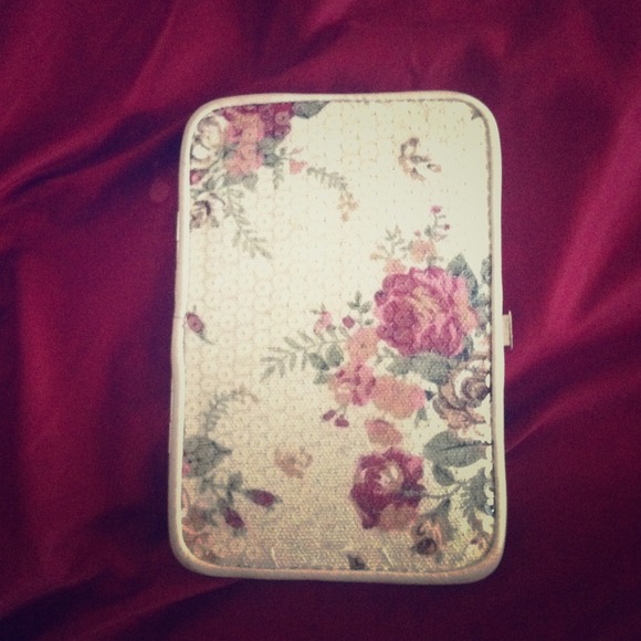 Floral wallet