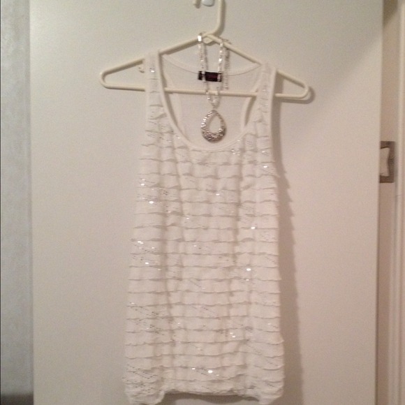 Love & kisses poly/spandex blend tank