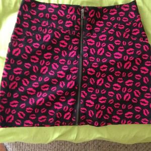 Lips skirt from H&M